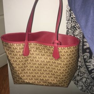 Michael Kors reversible purse